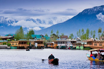 Amritsar to Kashmir Taxi Service